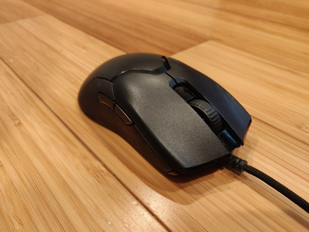 Front view of the Razer Viper