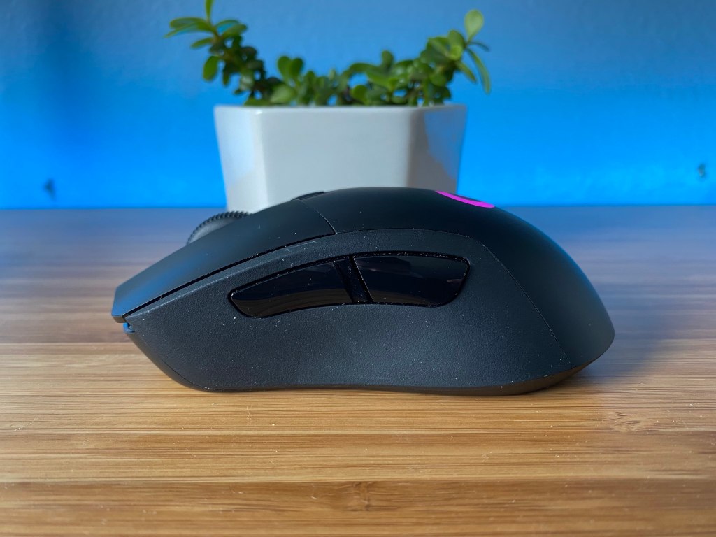 Side view of Logitech G703