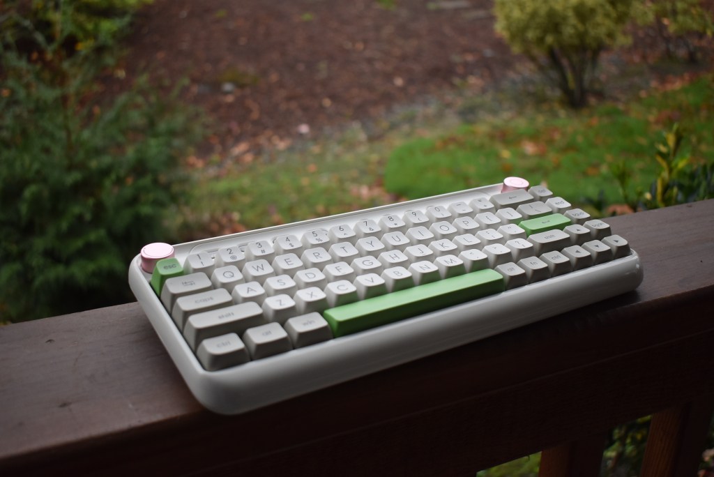 Angled view of the Epomaker B21 mechanical keyboard.